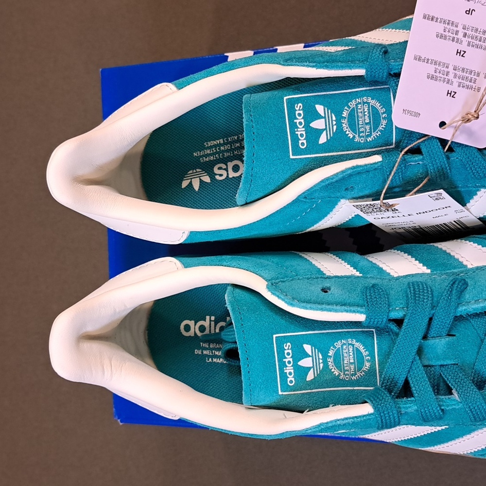 Adidas Gazelle Indoor Sneakers - Color: Teal / White - Size: Men 7 - Picture 3 of 9